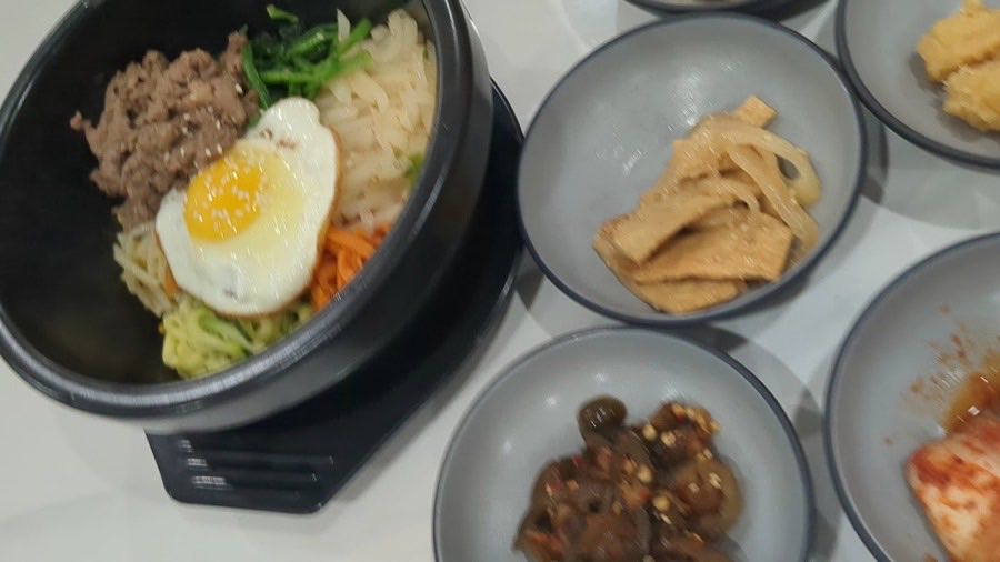 Le Bulgogi — halal korean in Ajax