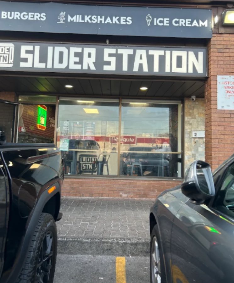 Slider Station — halal burgers in Scarborough