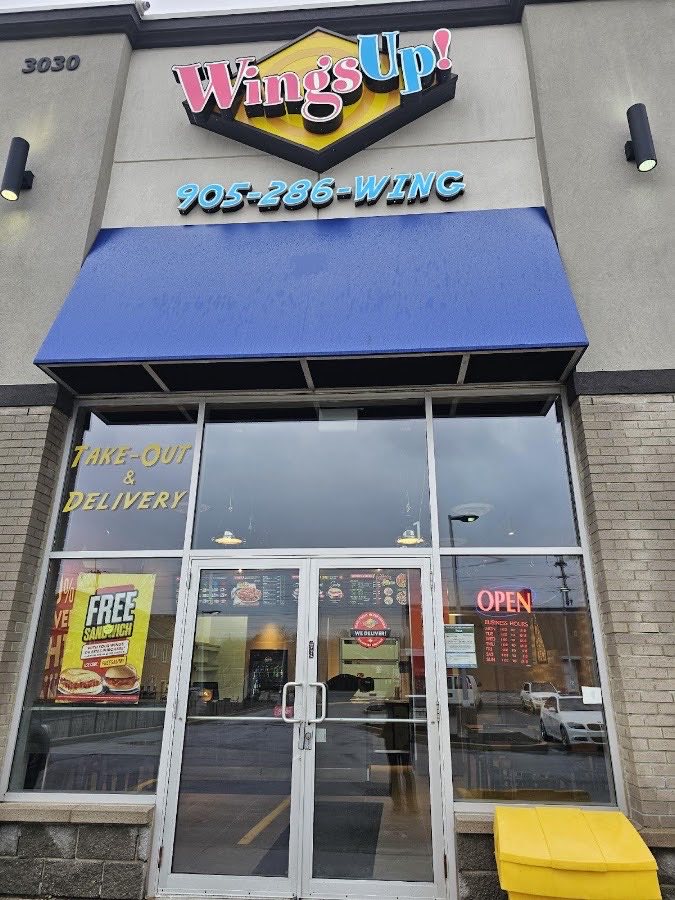 WingsUp! — halal fried chicken in Mississauga